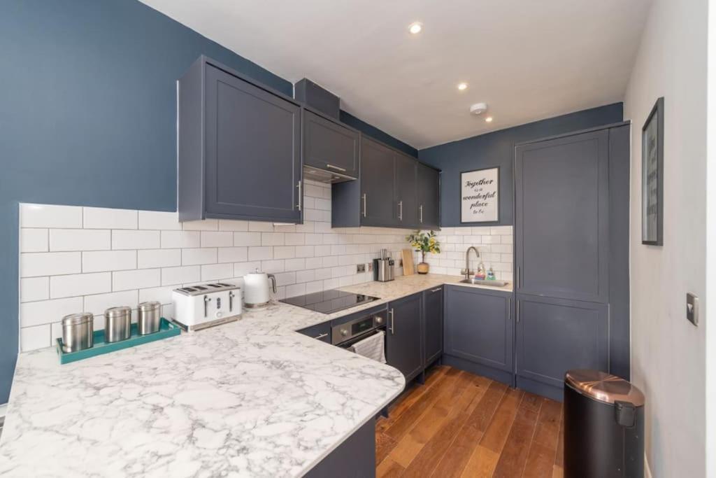 Appartement Flash Sales Offer - Any Week Day No Minimum Restrictions Centre Studio Bn144cla02